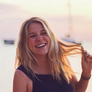 Meet your Posher, Eliza